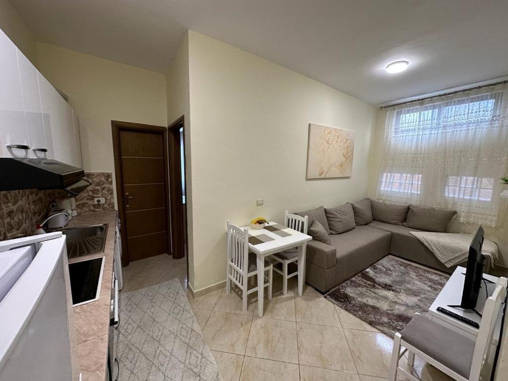 Villa Apartments S&F City Centre Tirana Buitenkant foto