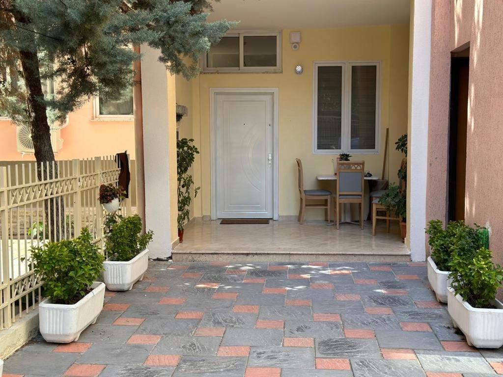 Villa Apartments S&F City Centre Tirana Buitenkant foto